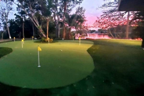 Golfers Paradise on Lake Tarpon with Jacuzzi !